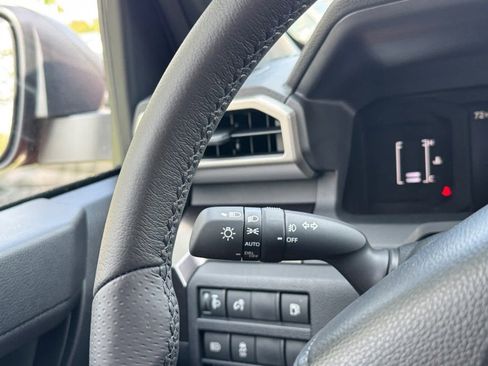 New 2025 Toyota 4Runner SR5 image 18