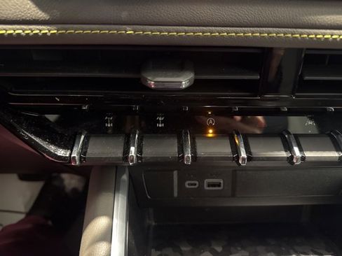 Certified 2023 Chevrolet Colorado ZR2 w/ ZR2 Convenience Package III image 22