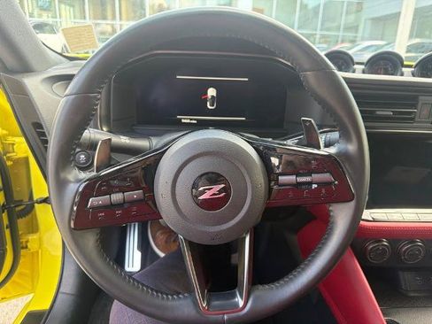 Certified 2024 Nissan Z Performance w/ Floor Mat Package RWD image 16
