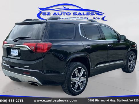 Used 2017 GMC Acadia Denali w/ Technology Package AWD/4WD image 5