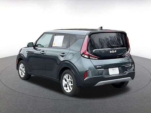 Used 2025 Kia Soul LX w/ LX Technology Package image 11
