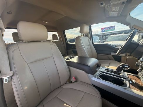 Used 2018 Ford F150 Lariat image 24