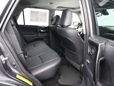 Used 2023 Toyota 4Runner TRD Off-Road Premium w/ Moonroof Package AWD/4WD image 12