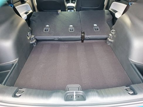 Certified 2024 Jeep Compass Limited image 12