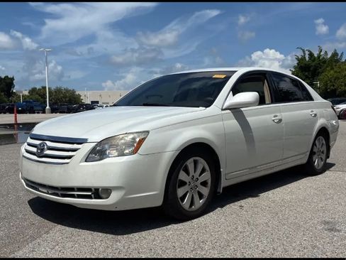 Used 2007 Toyota Avalon XLS FWD image 1