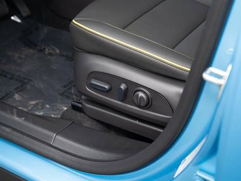 Used 2026 Chevrolet TrailBlazer ACTIV w/ Driver Confidence Package image 29