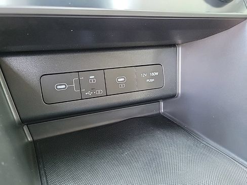 Used 2025 Hyundai Sonata SEL FWD image 24
