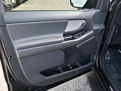 New 2027 Ford Expedition Max Active RWD image 15