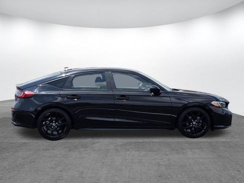 Used 2025 Honda Civic Sport image 3
