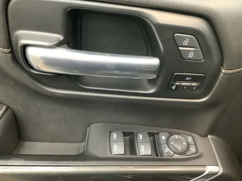 Used 2020 GMC Sierra 1500 AT4 w/ AT4 Premium Package image 17