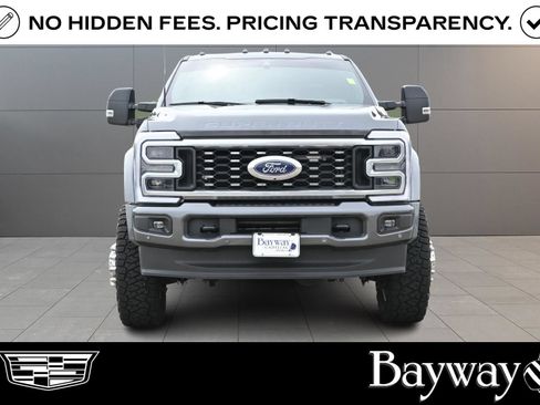 Used 2026 Ford F450 Platinum w/ FX4 Off-Road Package AWD/4WD image 2