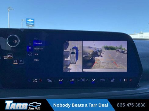 Used 2026 Chevrolet Traverse LT w/ Driver Confidence Package FWD image 23