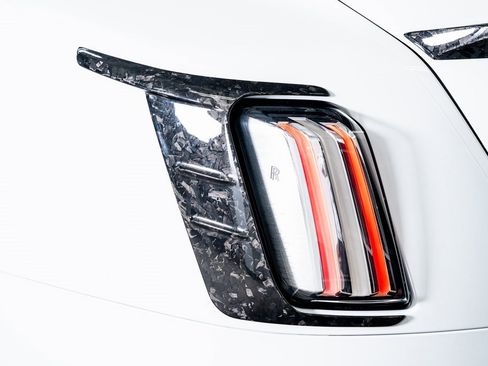 Used 2024 Rolls-Royce Spectre w/ Spectre Launch Package image 32