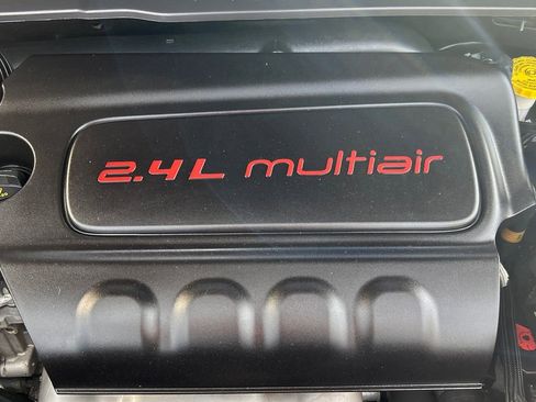 Used 2018 Jeep Compass Latitude w/ Popular Equipment Group image 13