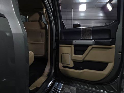 Used 2019 Ford F250 Lariat w/ Tow Technology Bundle AWD/4WD image 37