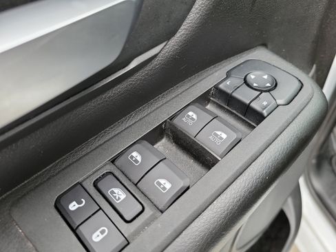 Certified 2025 RAM 1500 Tradesman AWD/4WD image 13