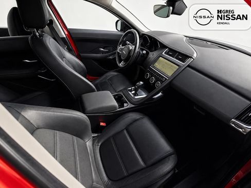 Used 2019 Jaguar E-PACE S AWD/4WD image 10