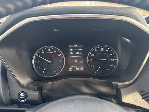 Used 2023 Subaru Ascent Limited image 10