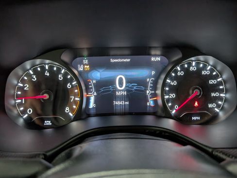 Used 2024 Jeep Compass Trailhawk AWD/4WD image 19