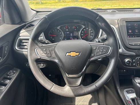 Used 2020 Chevrolet Equinox LT AWD/4WD image 17