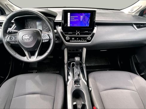 Used 2024 Toyota Corolla Cross LE w/ Moonroof Package AWD/4WD image 15