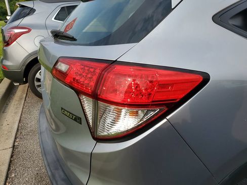 Used 2019 Honda HR-V LX image 17