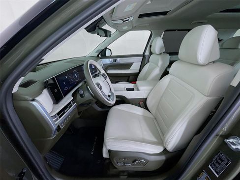 Certified 2025 Hyundai Santa Fe Calligraphy FWD image 26