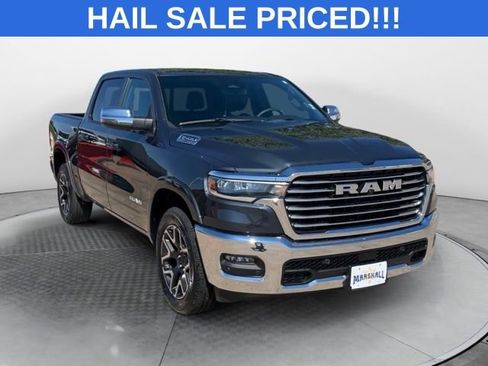 Used 2025 RAM 1500 Laramie AWD/4WD image 1