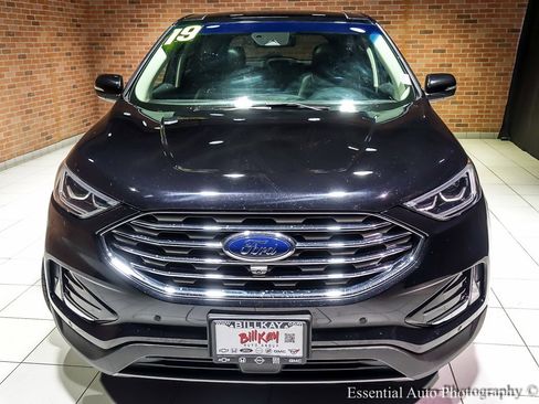 Used 2019 Ford Edge Titanium w/ Equipment Group 301A image 7