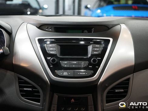 Used 2013 Hyundai Elantra Sedan FWD image 16