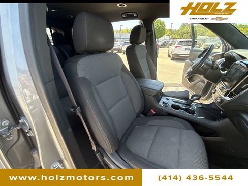 Certified 2023 Chevrolet Traverse LT w/ Rear Camera Mirror Package AWD/4WD image 26