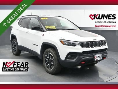 Used 2025 Jeep Compass Trailhawk