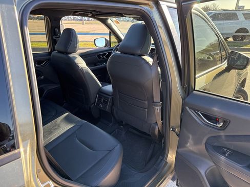 Used 2025 Subaru Forester Limited image 13