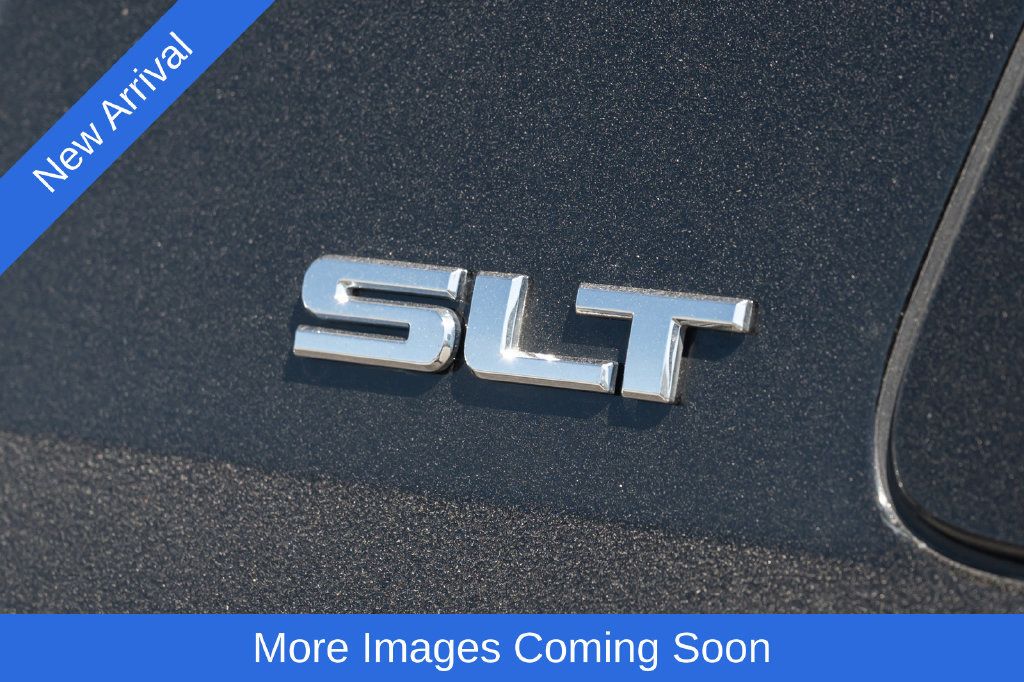 Used 2020 GMC Yukon SLT w/ Graphite Performance Edition RWD image 10