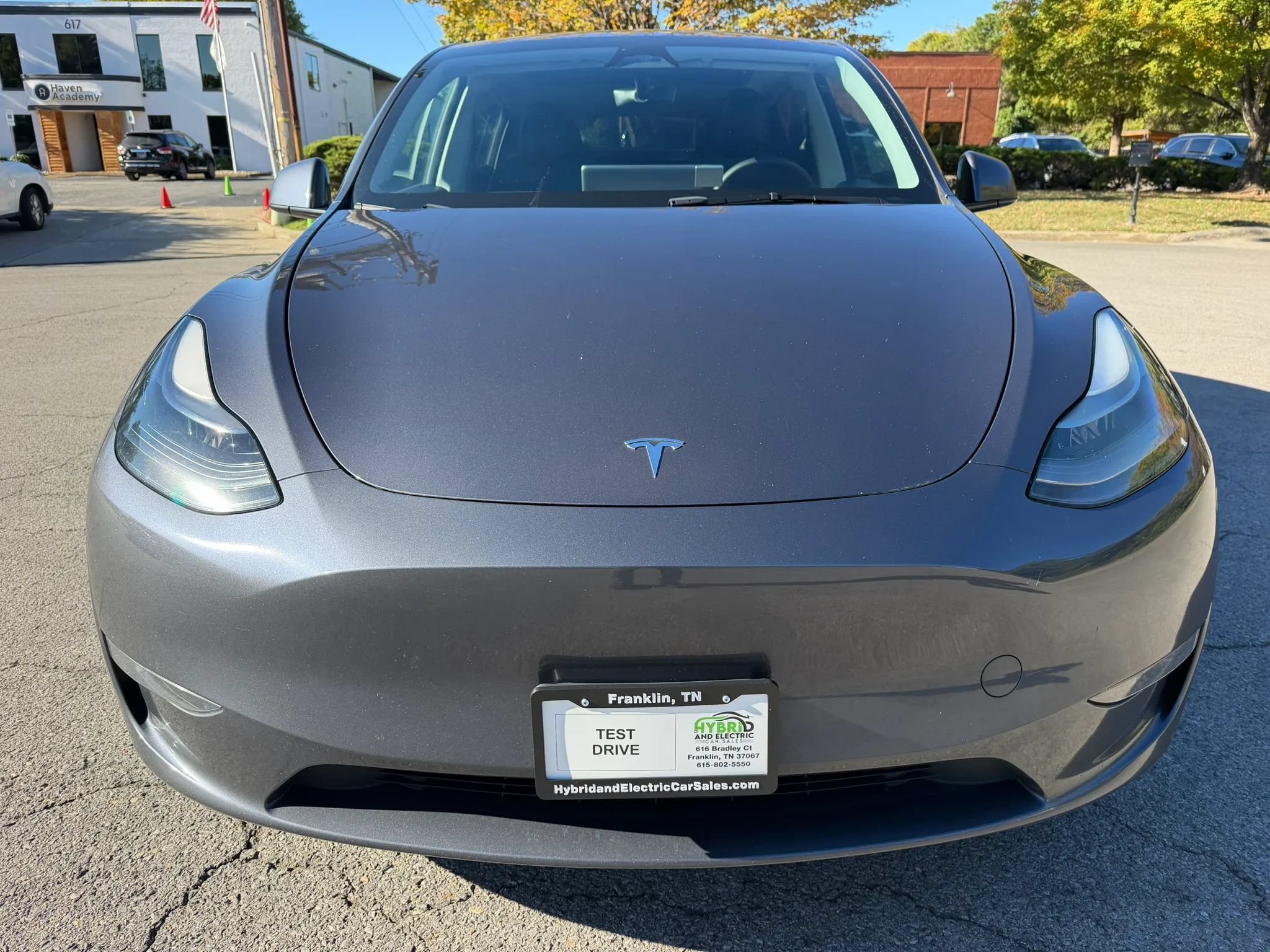 Used 2023 Tesla Model Y 2WD image 9