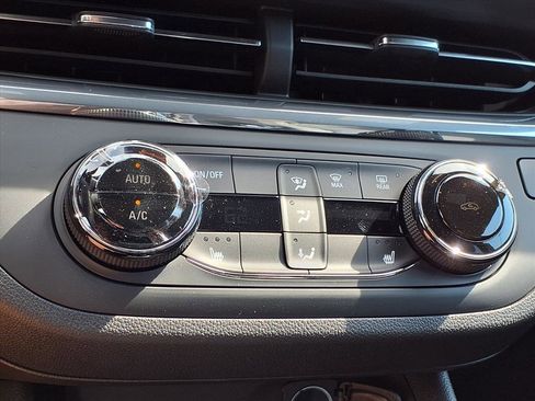 New 2026 Buick Envista Preferred w/ Convenience I Package image 5