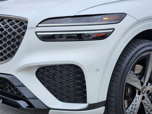 Used 2025 Genesis GV70 3.5T Sport w/ Sport Advanced Package image 5