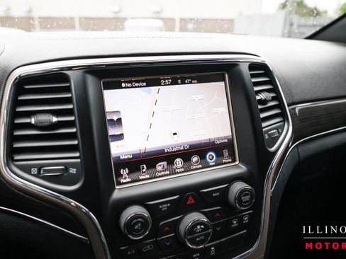 Used 2015 Jeep Grand Cherokee Overland AWD/4WD image 21