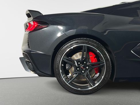 Used 2024 Chevrolet Corvette Stingray Preferred Cpe w/ Z51 Performance Package RWD image 4