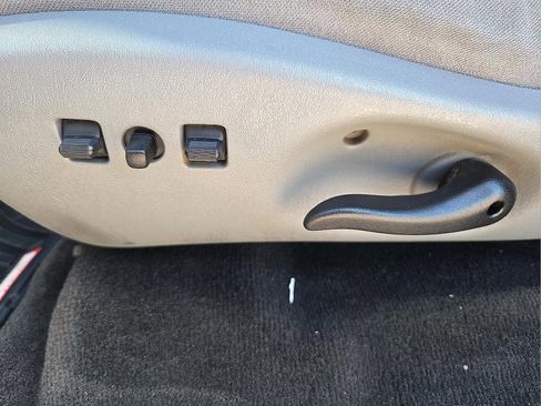 Used 2011 Dodge Dakota Big Horn w/ Utility Group image 15