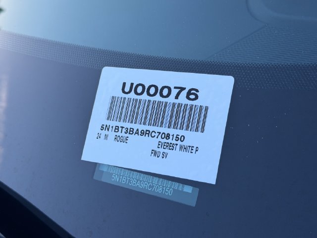 Used 2024 Nissan Rogue SV FWD image 14
