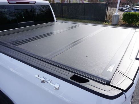 Used 2020 GMC Sierra 1500 SLT w/ SLT Premium Plus Package image 18