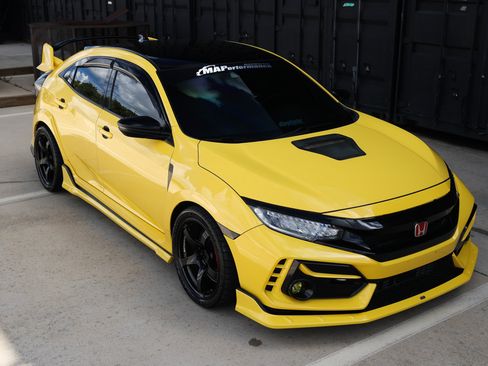 Used 2021 Honda Civic Type R Limited image 19
