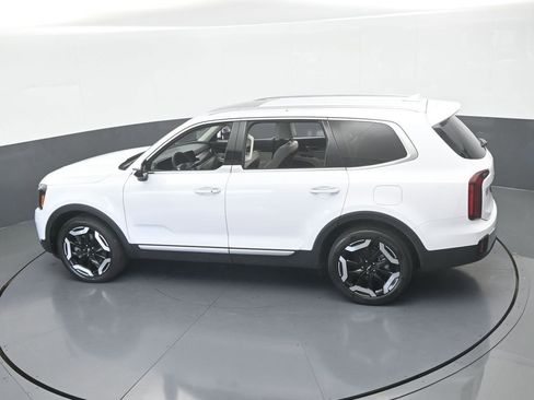 Used 2024 Kia Telluride S w/ S Sunroof Package FWD image 48