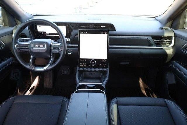 Used 2026 GMC Terrain Elevation w/ Elevation Premium Package FWD image 22