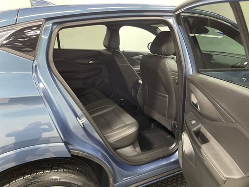 Used 2024 Buick Envista Avenir image 21