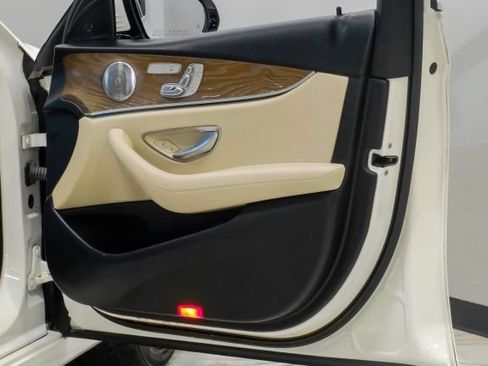 Used 2018 Mercedes-Benz E 300 image 51