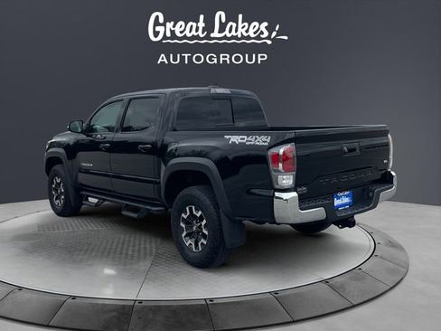 Used 2023 Toyota Tacoma TRD Off-Road AWD/4WD image 3