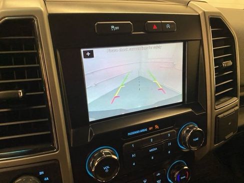 Used 2018 Ford F150 Lariat w/ Max Trailer Tow Package image 10