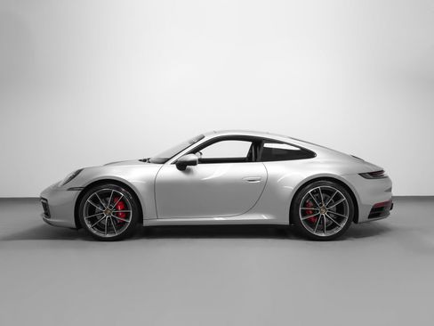 Certified 2020 Porsche 911 Carrera RWD image 2